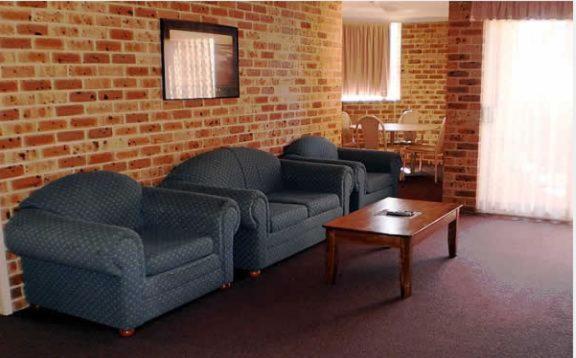 Lake Haven Motor Inn Gorokan Екстер'єр фото